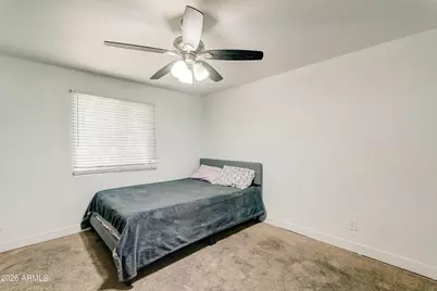 7937 W Meadowbrook Avenue, Phoenix, AZ 85033 - Photo 20