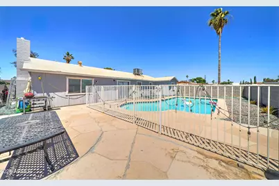 7937 W Meadowbrook Avenue, Phoenix, AZ 85033 - Photo 26
