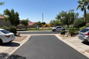 1722 W Amberwood Dr, Phoenix, AZ 85045 - Photo 20
