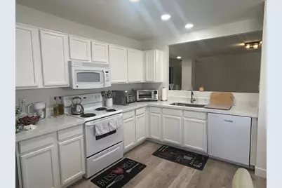 1722 W Amberwood Drive, Phoenix, AZ 85045 - Photo 2