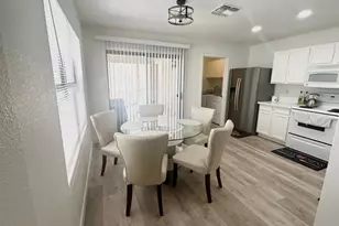 1722 W Amberwood Dr, Phoenix, AZ 85045 - Photo 4