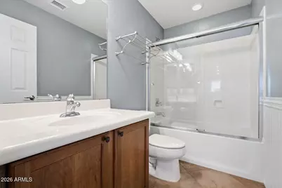1945 W Busoni Place, Phoenix, AZ 85023 - Photo 10