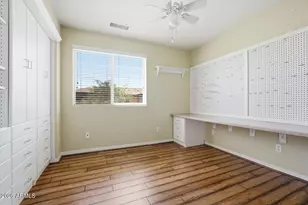 1945 W Busoni Pl, Phoenix, AZ 85023 - Photo 8