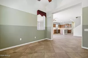 1945 W Busoni Pl, Phoenix, AZ 85023 - Photo 4