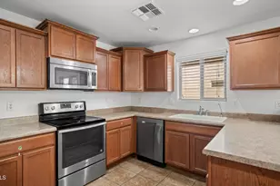 333 S Aaron, Mesa, AZ 85208 - Photo 2
