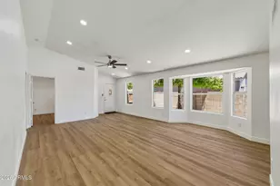 4705 E Desert Wind Dr., Phoenix, AZ 85044 - Photo 6