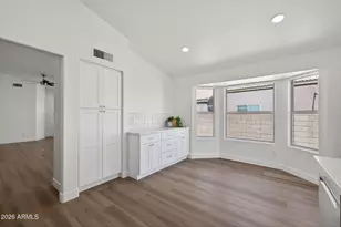 4705 E Desert Wind Dr., Phoenix, AZ 85044 - Photo 10