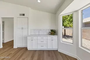 4705 E Desert Wind Dr., Phoenix, AZ 85044 - Photo 12
