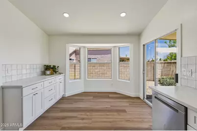 4705 E Desert Wind Drive, Phoenix, AZ 85044 - Photo 10