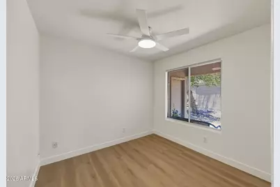 4705 E Desert Wind Drive, Phoenix, AZ 85044 - Photo 12