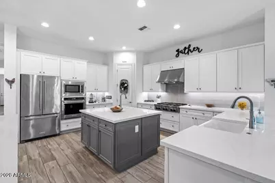 2538 E Ravenswood Drive, Gilbert, AZ 85298 - Photo 6