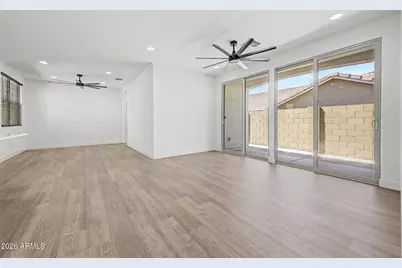 3834 E Branham Lane, Phoenix, AZ 85042 - Photo 8