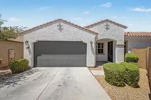 3834 E Branham Ln, Phoenix, AZ 85042 - Photo 2