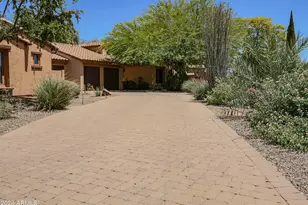 17809 N 57th Pl, Scottsdale, AZ 85254 - Photo 4