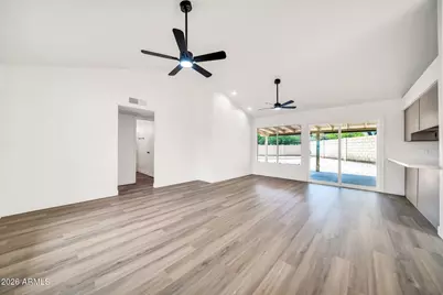 19662 N 8th Place, Phoenix, AZ 85024 - Photo 4