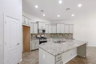 20768 W Hamilton St, Buckeye, AZ 85396 - Photo 6