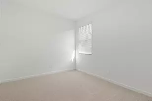 248 N 176th Ln, Goodyear, AZ 85338 - Photo 6