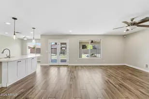3165 W Zachary Dr, Phoenix, AZ 85027 - Photo 6