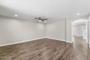 3165 W Zachary Dr, Phoenix, AZ 85027 - Photo 4