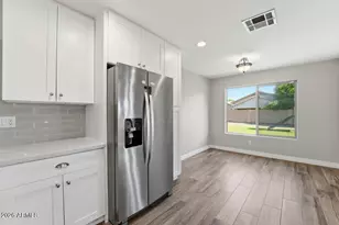 3165 W Zachary Dr, Phoenix, AZ 85027 - Photo 16