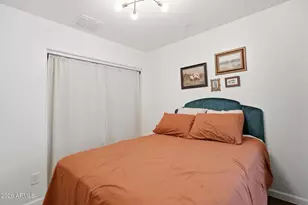 5740 S 21st Pl, Phoenix, AZ 85040 - Photo 16