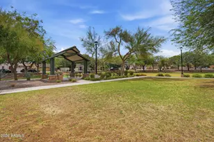 5740 S 21st Pl, Phoenix, AZ 85040 - Photo 24