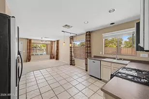 10819 W Monte Vista Rd, Avondale, AZ 85392 - Photo 14