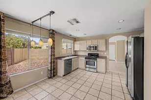 10819 W Monte Vista Rd, Avondale, AZ 85392 - Photo 12