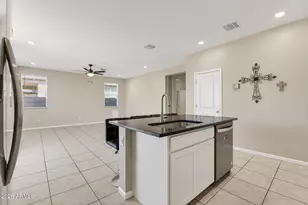 17321 W Country Club Terrace, Surprise, AZ 85387 - Photo 20