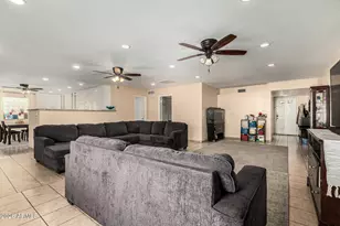 2 E Muriel Dr, Phoenix, AZ 85022 - Photo 10
