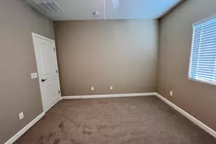1367 S Country Club Dr, Mesa, AZ 85210 - Photo 30