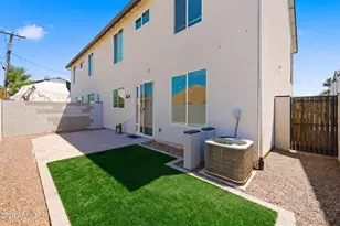 3030 N 38th St, Phoenix, AZ 85018 - Photo 32