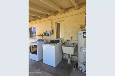 5244 S Montezuma Street, Phoenix, AZ 85041 - Photo 6