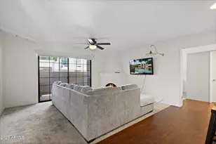 7557 N Dreamy Draw Dr, Phoenix, AZ 85020 - Photo 2