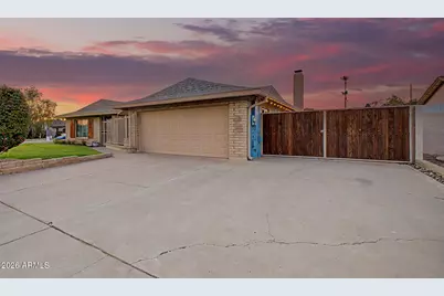 4966 W Onyx Avenue, Glendale, AZ 85302 - Photo 2