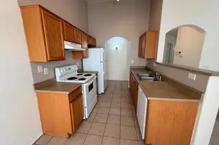 602 N 166th Ln, Goodyear, AZ 85338 - Photo 6