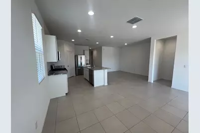 15645 W Desert Hollow Drive, Surprise, AZ 85387 - Photo 4