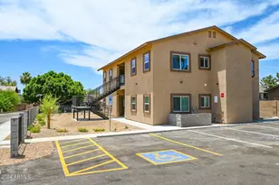 1306 E Purdue Ave, Phoenix, AZ 85020 - Photo 10