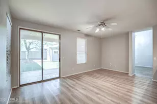 3802 W Fallen Leaf Ln, Glendale, AZ 85310 - Photo 18