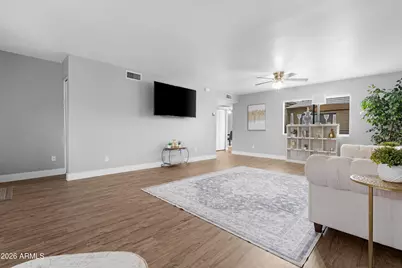 5803 W Gelding Drive, Glendale, AZ 85306 - Photo 8