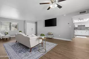 5803 W Gelding Dr, Glendale, AZ 85306 - Photo 8
