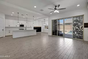 18868 W Laurel Ln, Surprise, AZ 85388 - Photo 14