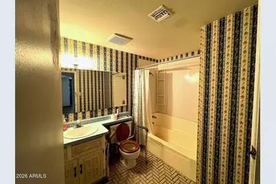 2007 N 73rd Avenue, Phoenix, AZ 85035 - Photo 8