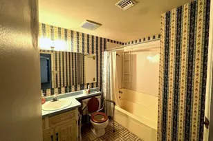 2007 N 73rd Ave, Phoenix, AZ 85035 - Photo 8