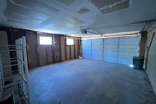 2007 N 73rd Ave, Phoenix, AZ 85035 - Photo 12