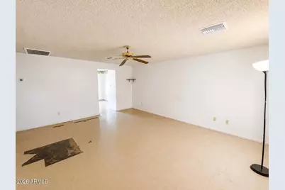 2007 N 73rd Avenue, Phoenix, AZ 85035 - Photo 4