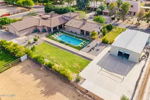 11102 E Victoria St, Chandler, AZ 85248 - Photo 1
