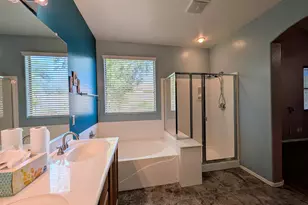 6525 S 37th Ln, Phoenix, AZ 85041 - Photo 32