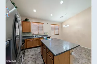 6525 S 37th Lane, Phoenix, AZ 85041 - Photo 18