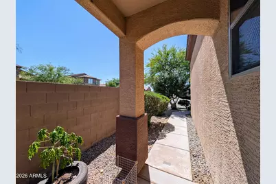 6525 S 37th Lane, Phoenix, AZ 85041 - Photo 8